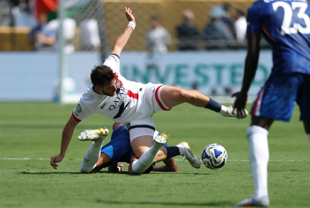 何通过英超 何通过英超