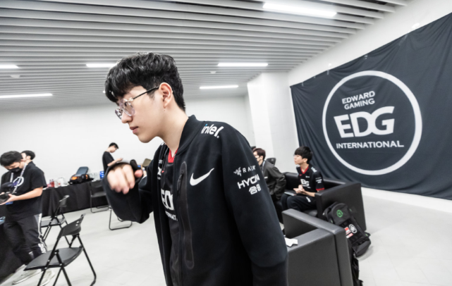 弗兰克斜传 弗兰克斜传